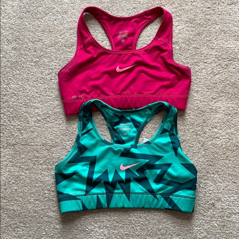 Nike sports bra
